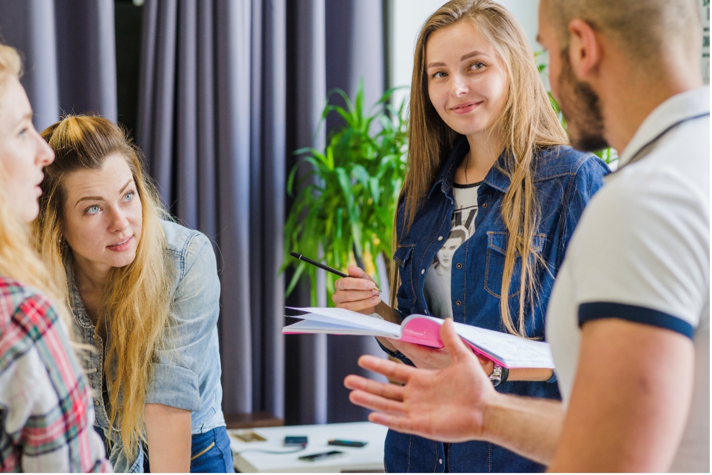 How Internships Help Students Transition from Study to Work